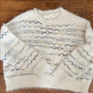 Altar'd State Textured Knit Sweater in Cream and Gray